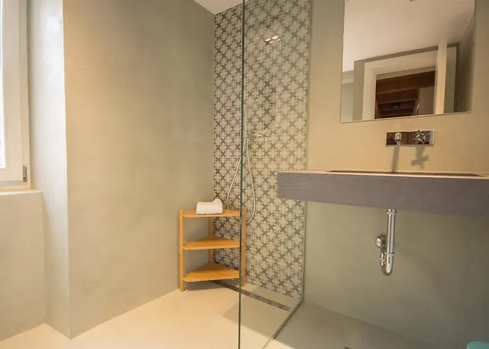 בית נופש Stonehouse Sepia - 6 Ppl, Centre, Near Split Airport *