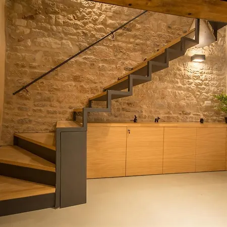 Stonehouse Sepia - 6 Ppl, Centre, Near Split Airport Dom wakacyjny *