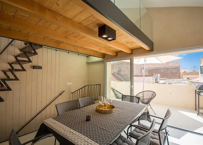 Дом отдыха Stonehouse Sepia - 6 Ppl, Centre, Near Split Airport